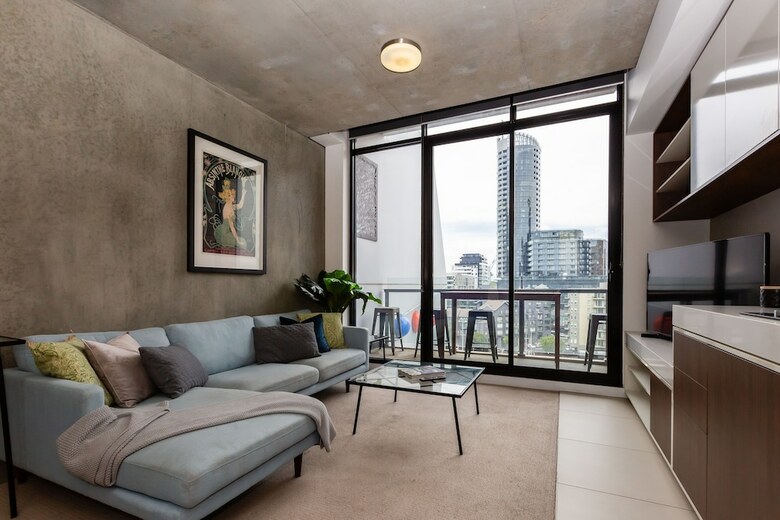 Sky 1 Bdr South Yarra Apartment