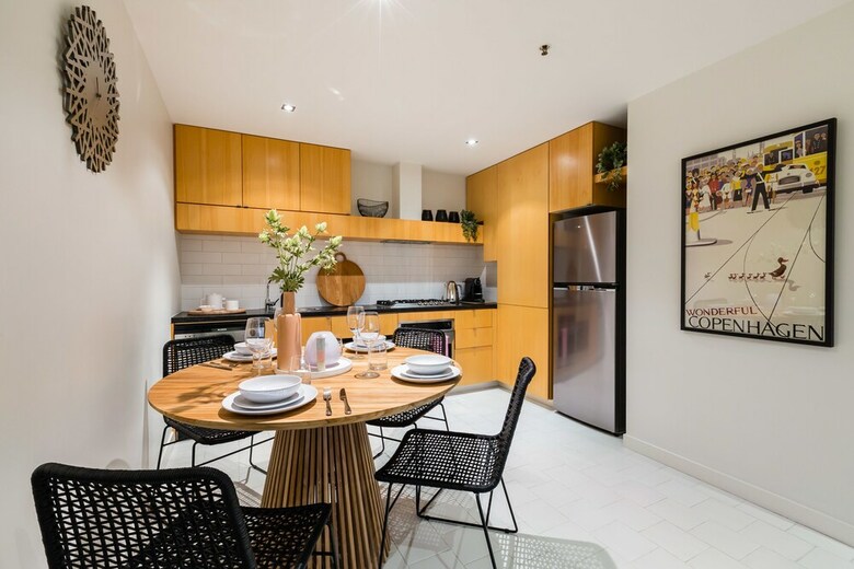 Auguste 2 Bdr Melbourne Apartment