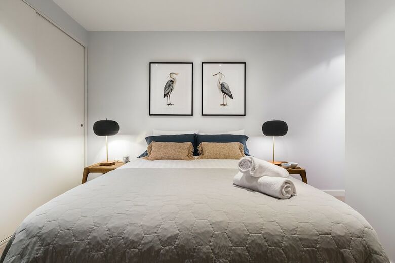 Auguste 2 Bdr Melbourne Apartment