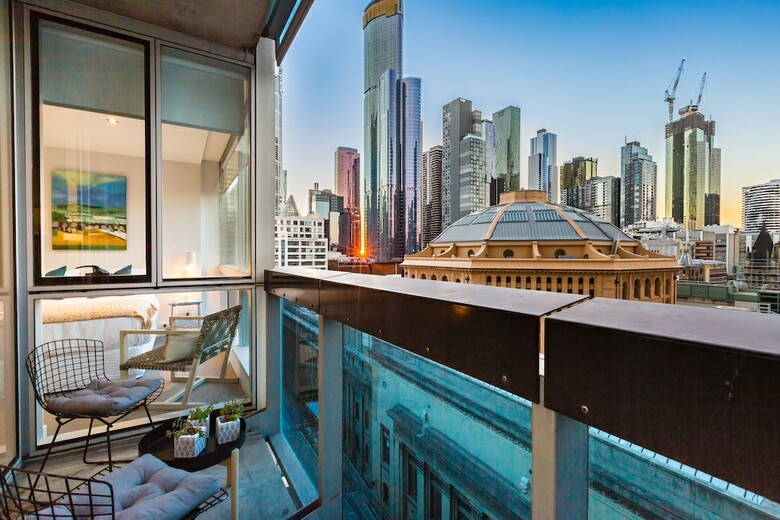 Auguste 2 Bdr Melbourne Apartment