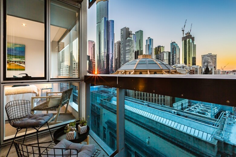 Auguste 2 Bdr Melbourne Apartment
