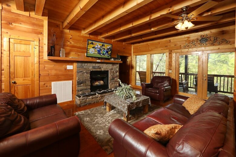 Big Pine Lodge - Six Bedroom Cabin