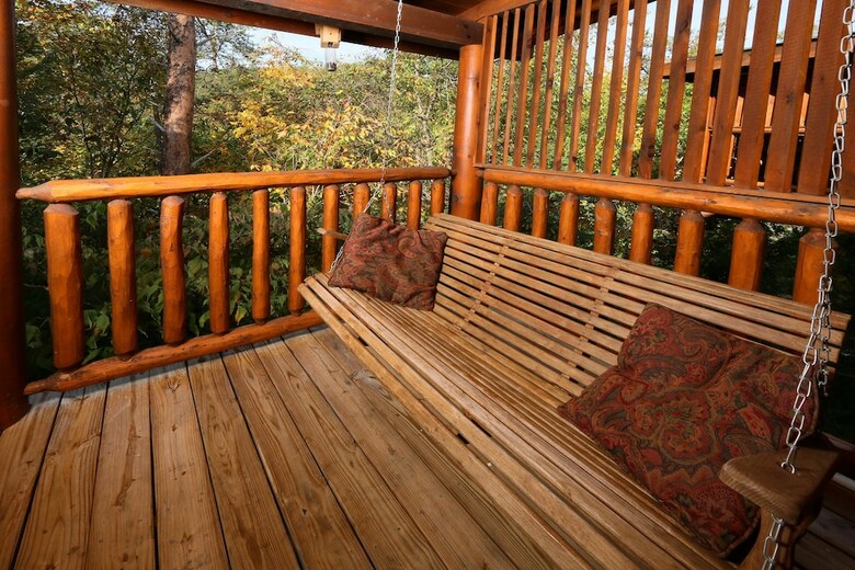 Little Chateau - One Bedroom Cabin