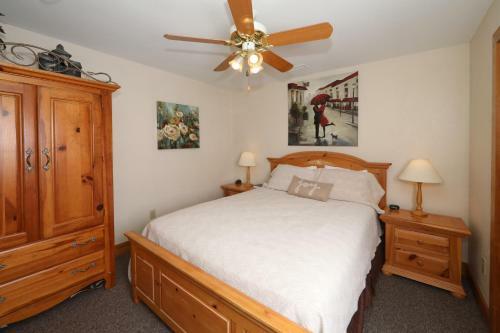Apple Blossom 10 - Two Bedroom Chalet