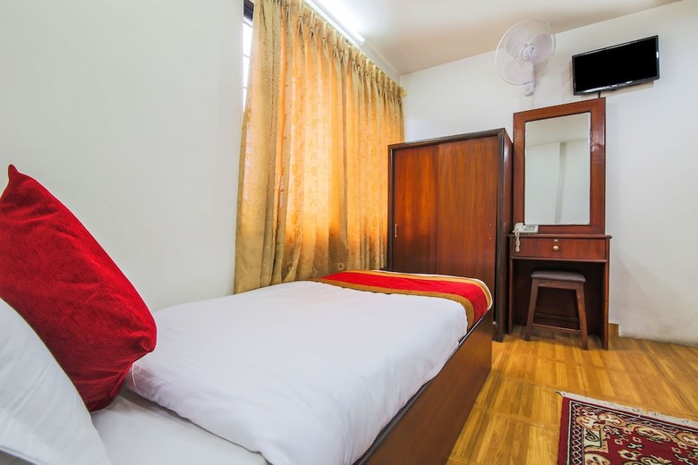 Oyo 358 Hotel Rose Star