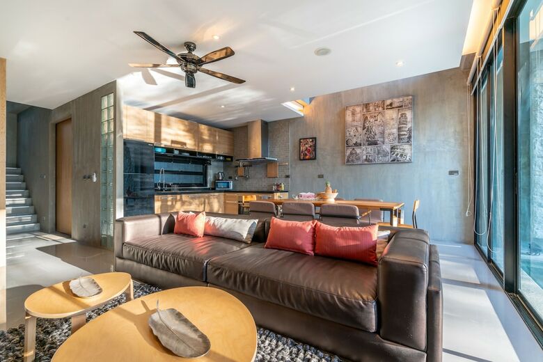 Luxury 4 Bedroom Villa Mangosteen