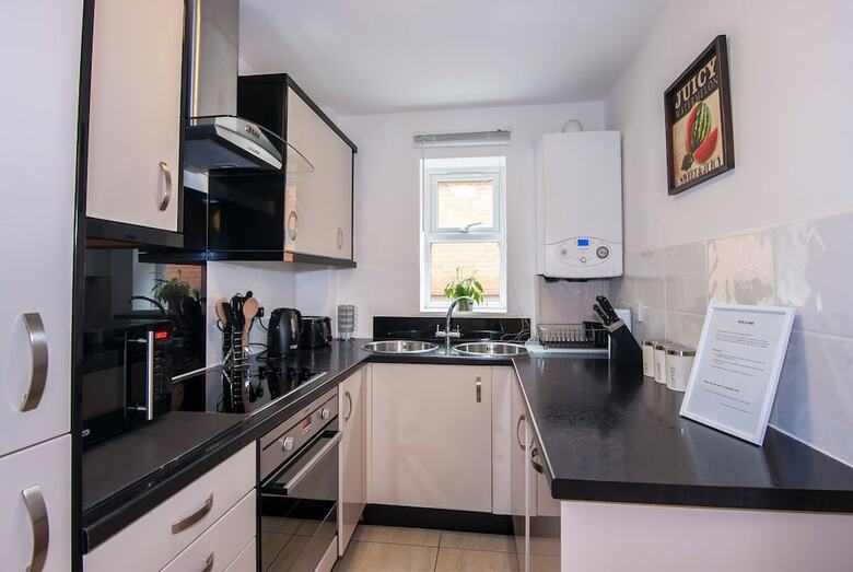 Manor Apartments