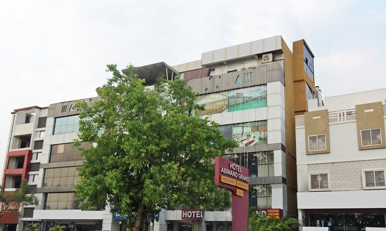 Hotel Treebo Trend Abinand Grand Bhel