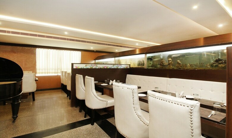 Hotel Treebo Trend Abinand Grand Bhel