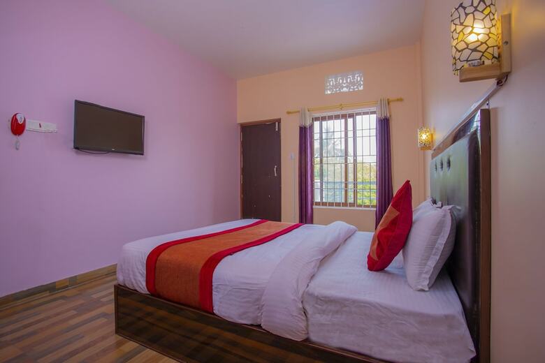 Oyo 377 Hotel White Dove