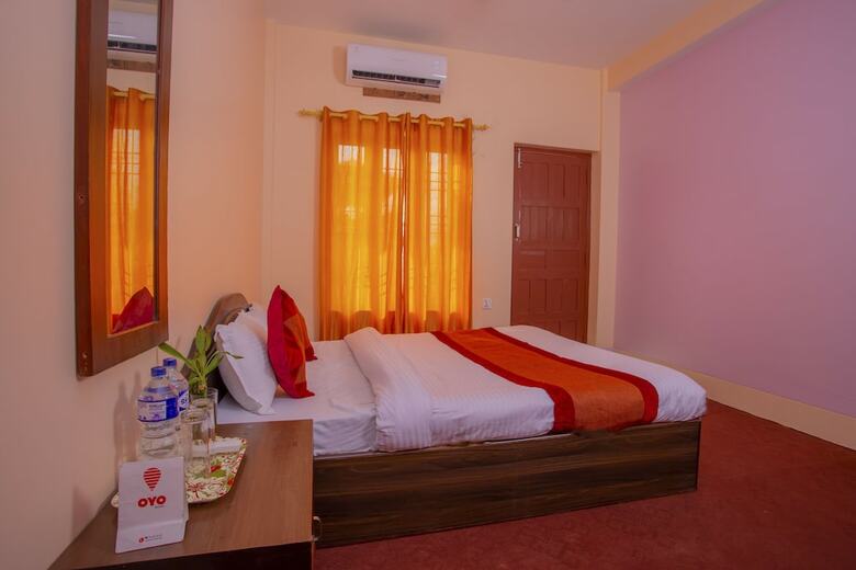 Oyo 377 Hotel White Dove