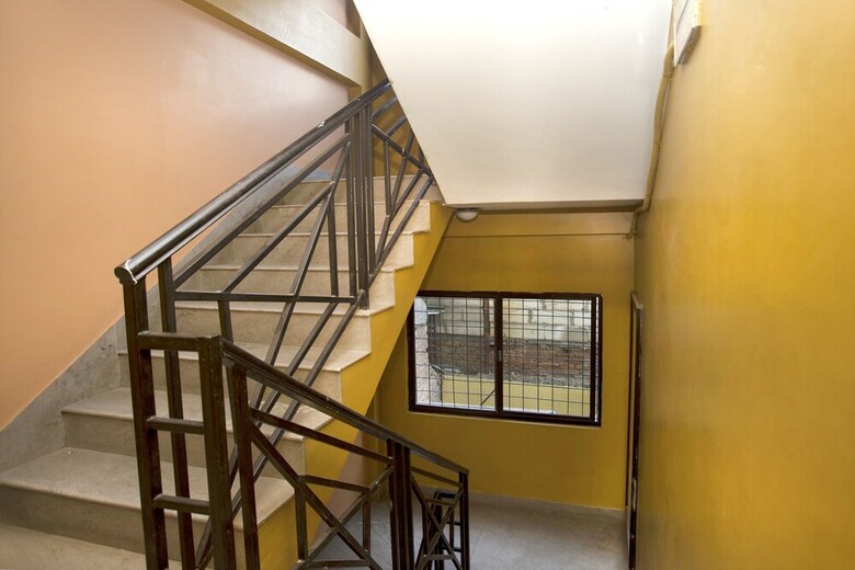 Oyo 381 Hotel Pashupati Plaza