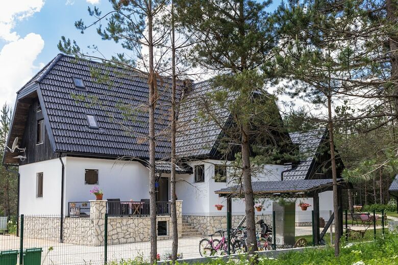 Hotel House Maka