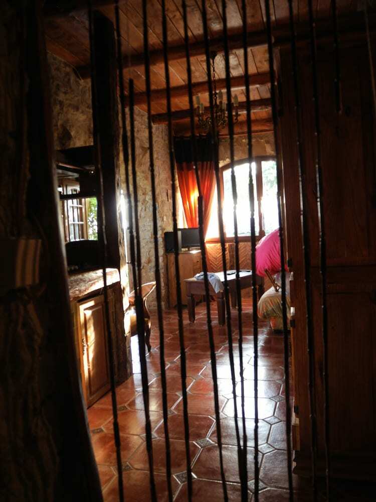 Eco-domaine Pontet Fronzele Gites