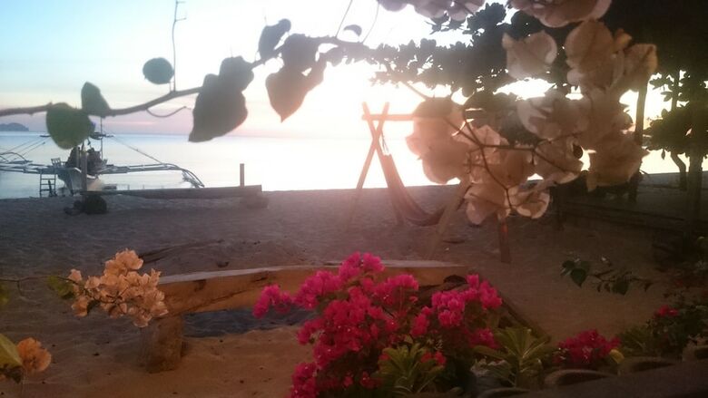 Hotel Calitang Beach Resort