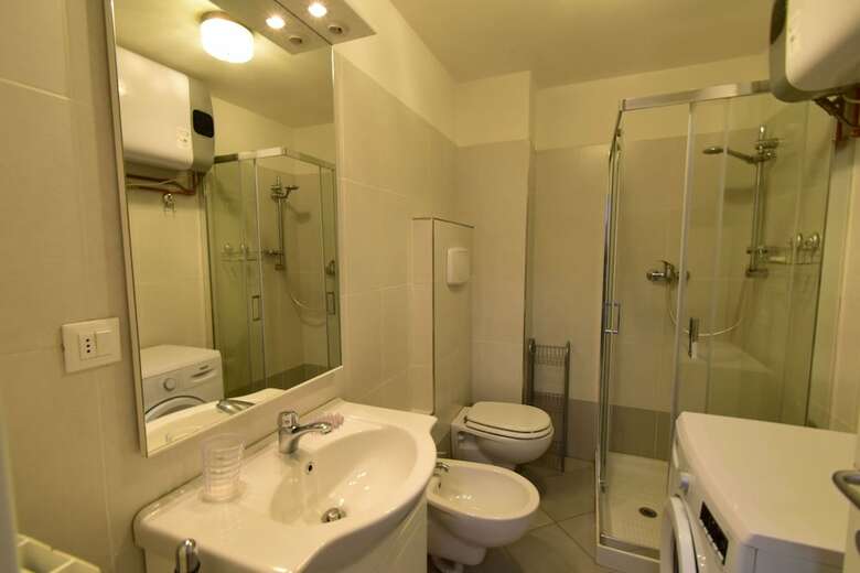 Apartamento Meneghini Bilocale Centrale