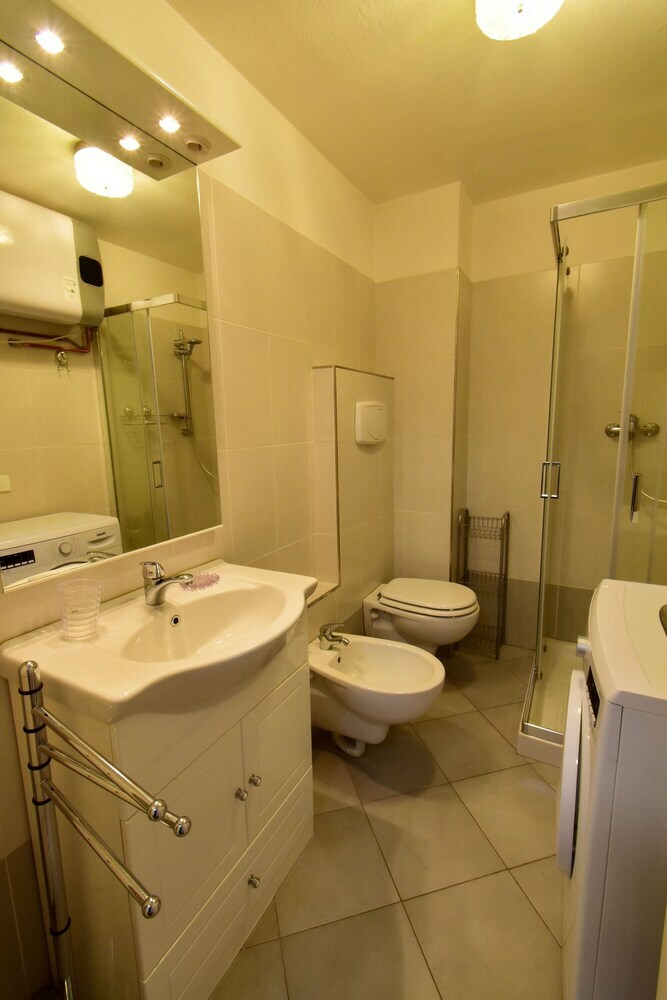 Apartamento Meneghini Bilocale Centrale