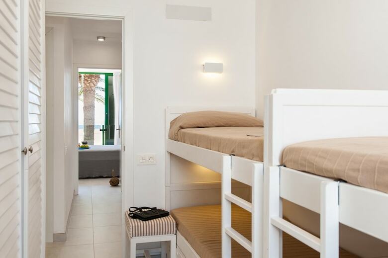 Beachfront Apartment Las Burras Fa03
