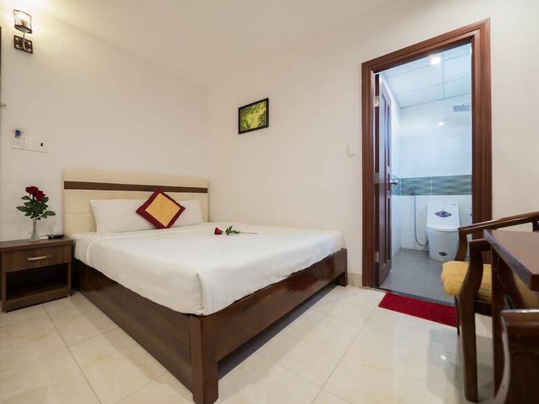 Golden House Hotel