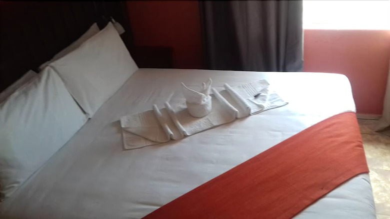Hotel Sweetberries Bed & Breakfast