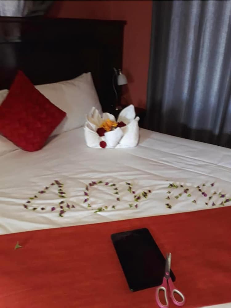 Hotel Sweetberries Bed & Breakfast