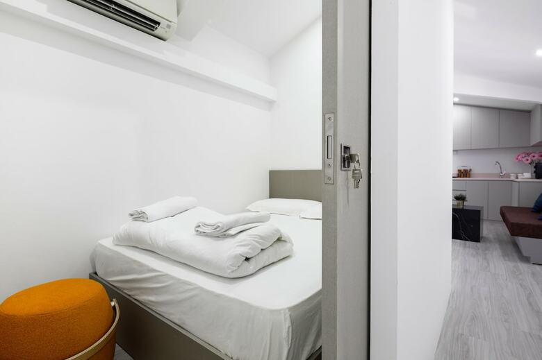 Circular House Capsule Hotel
