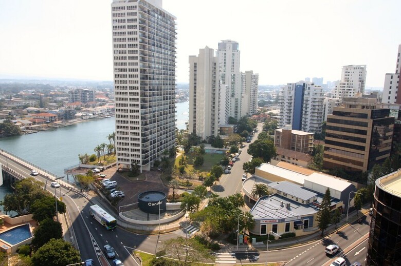 Apartamentos Peep Sleep Chevron Towers