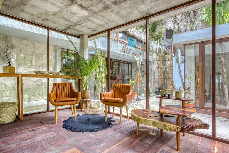 Hostal Selina Los Lirios Tulum