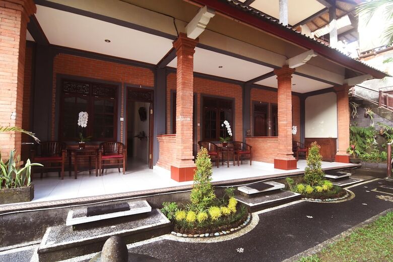 Ariks Hotel Ubud