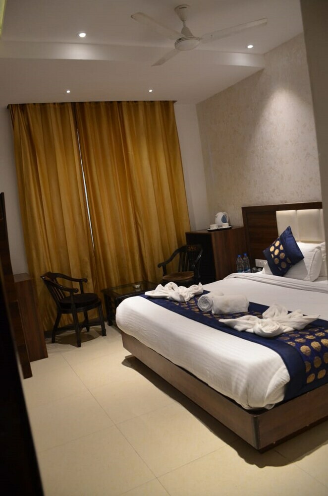 Hotel Grand Star By Royal Collection