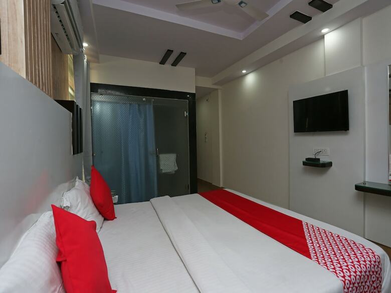 Oyo 35366 Hotel Shiv Murti