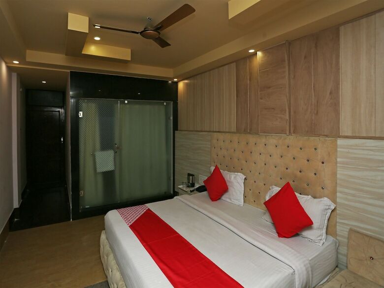 Oyo 35366 Hotel Shiv Murti