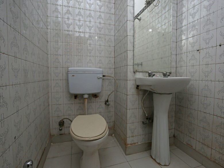 Oyo 35366 Hotel Shiv Murti