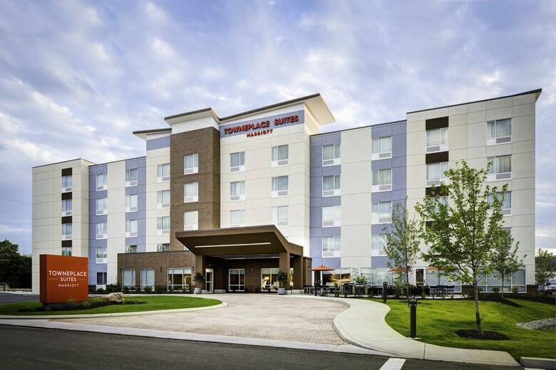 Hotel Towneplace Suites By Marriott Detroit Belleville
