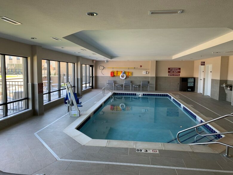Hotel Towneplace Suites By Marriott Detroit Belleville