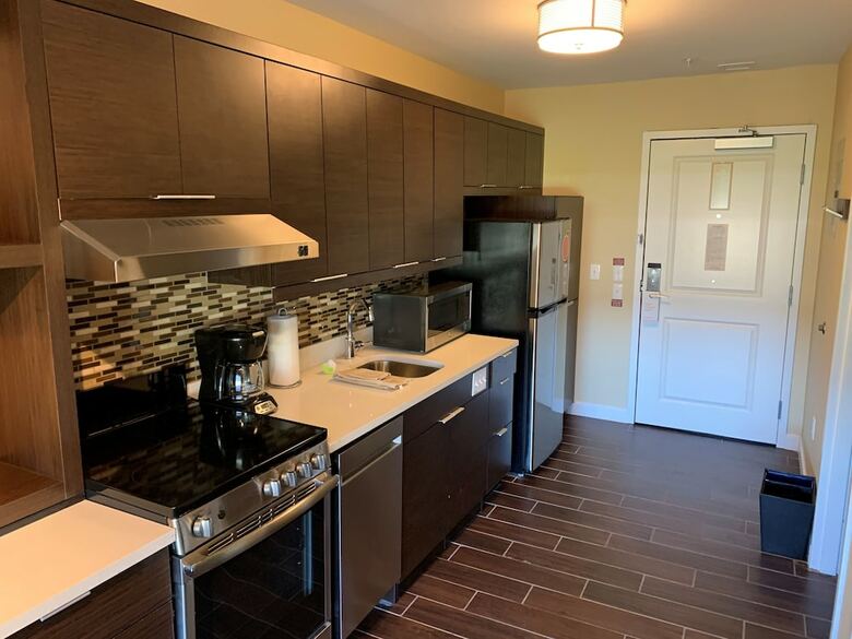 Hotel Towneplace Suites By Marriott Detroit Belleville