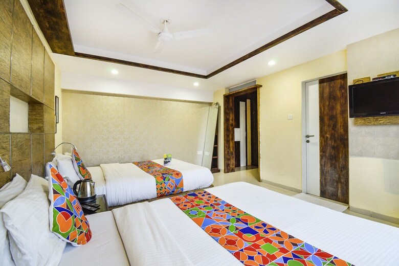 Fabhotel Om Sai International