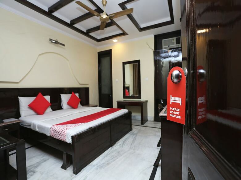 Oyo 12400 Hotel Prem Bihari