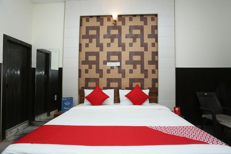 Hotel Oyo 27965 The Heaven