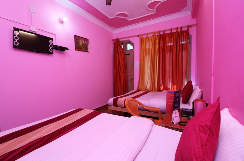 Oyo 22960 Hotel Riya Residency