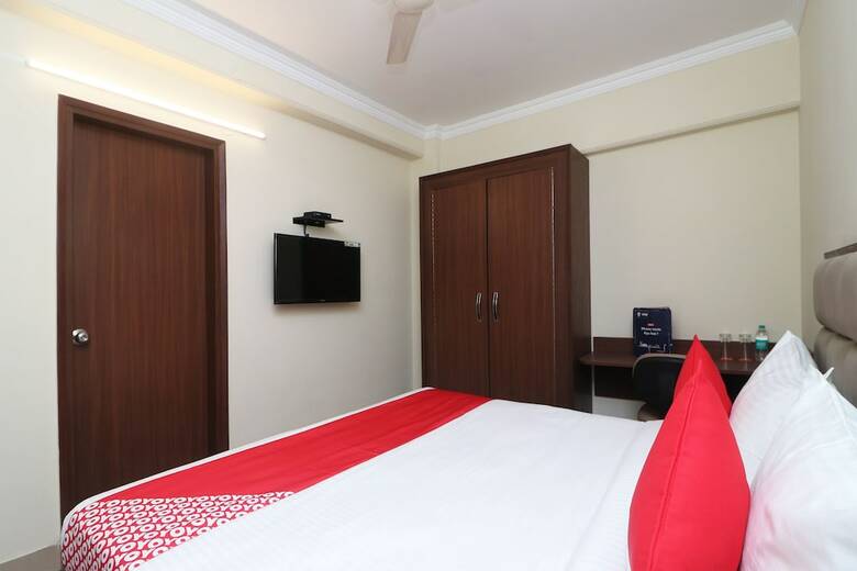 Hotel Oyo Flagship 24249 Central Plaza