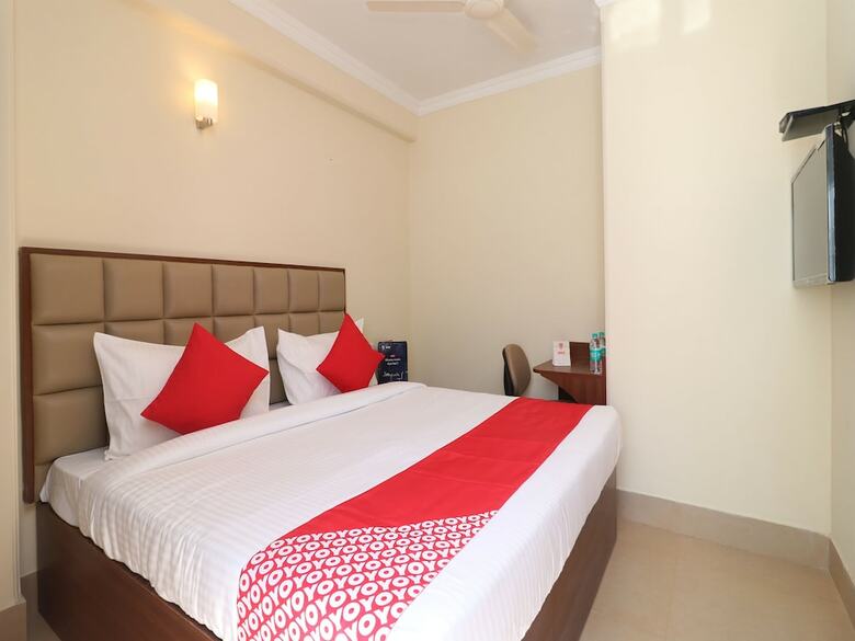 Hotel Oyo Flagship 24249 Central Plaza