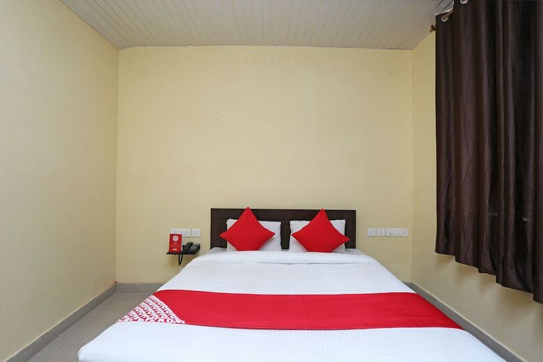 Oyo 29315 Kiwi Hotel & Spa