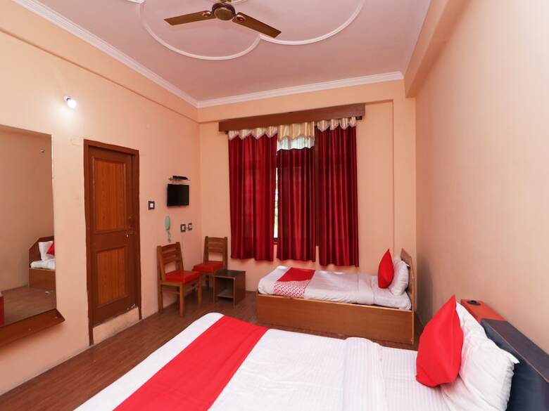 Hotel Oyo 30229 Blue Diamond