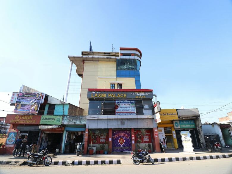 Oyo 24340 Hotel Laxmi Palace