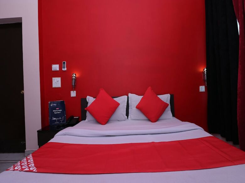 Oyo 24340 Hotel Laxmi Palace