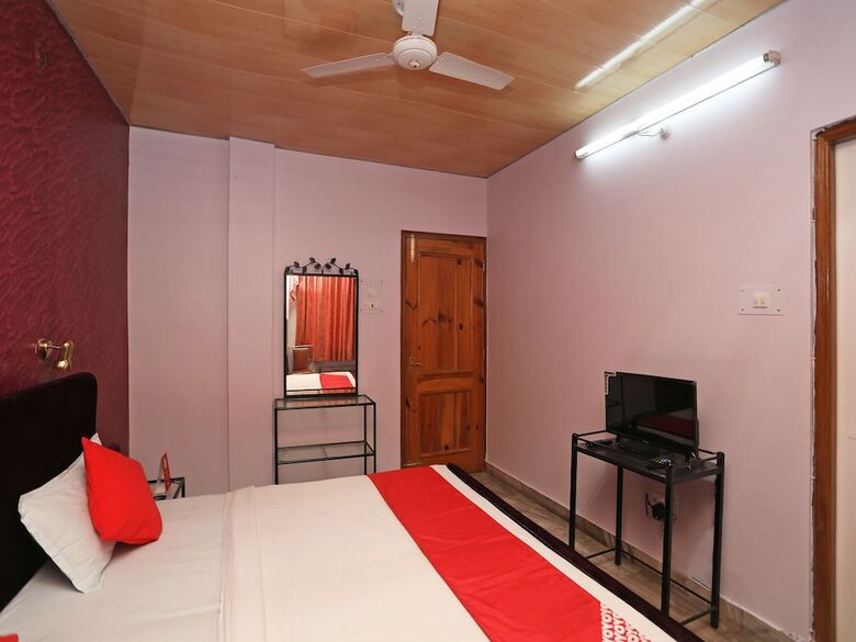 Oyo 37264 Hotel Chiranjeev