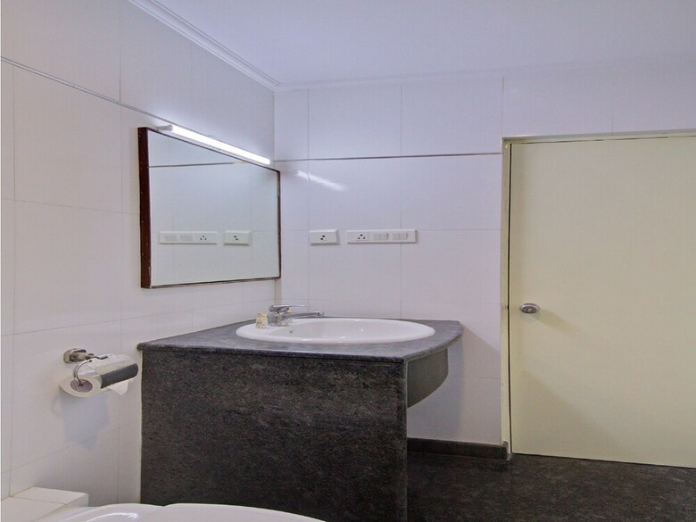 Hotel Capital O 1309 Anandsagar Inn