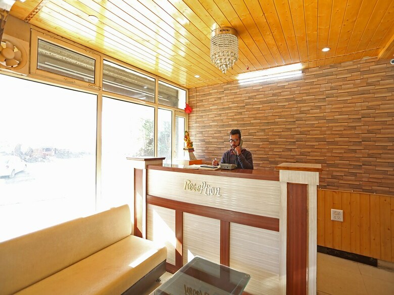 Hotel Oyo 19342 Shyam Regency