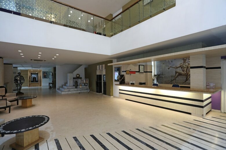 Capital O 30972 Hotel Centrum